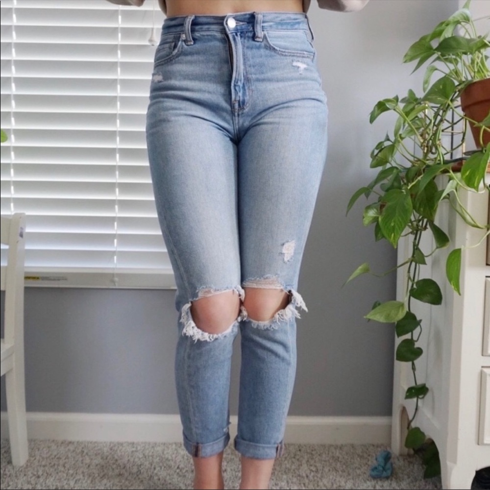 American Eagle Mom Jeans